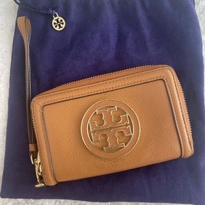 Tory Burch Wallet Wristlet